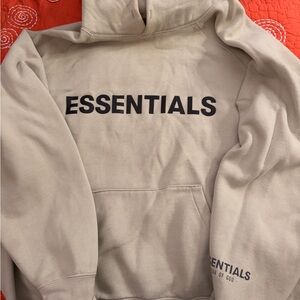 Fear of God Essentials Sweatshirt in Cream